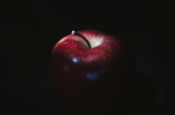 苹果14发布会：亮点多实惠少